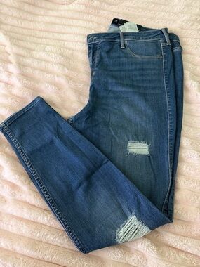 Hollister Dark Wash Skinny Jeans with Distressed Knees